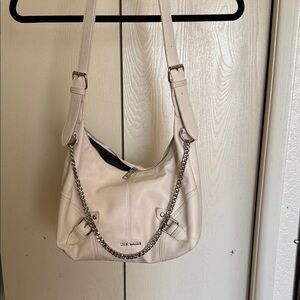 Steve Madden Off-White Shoulder Bag with Chain Detail